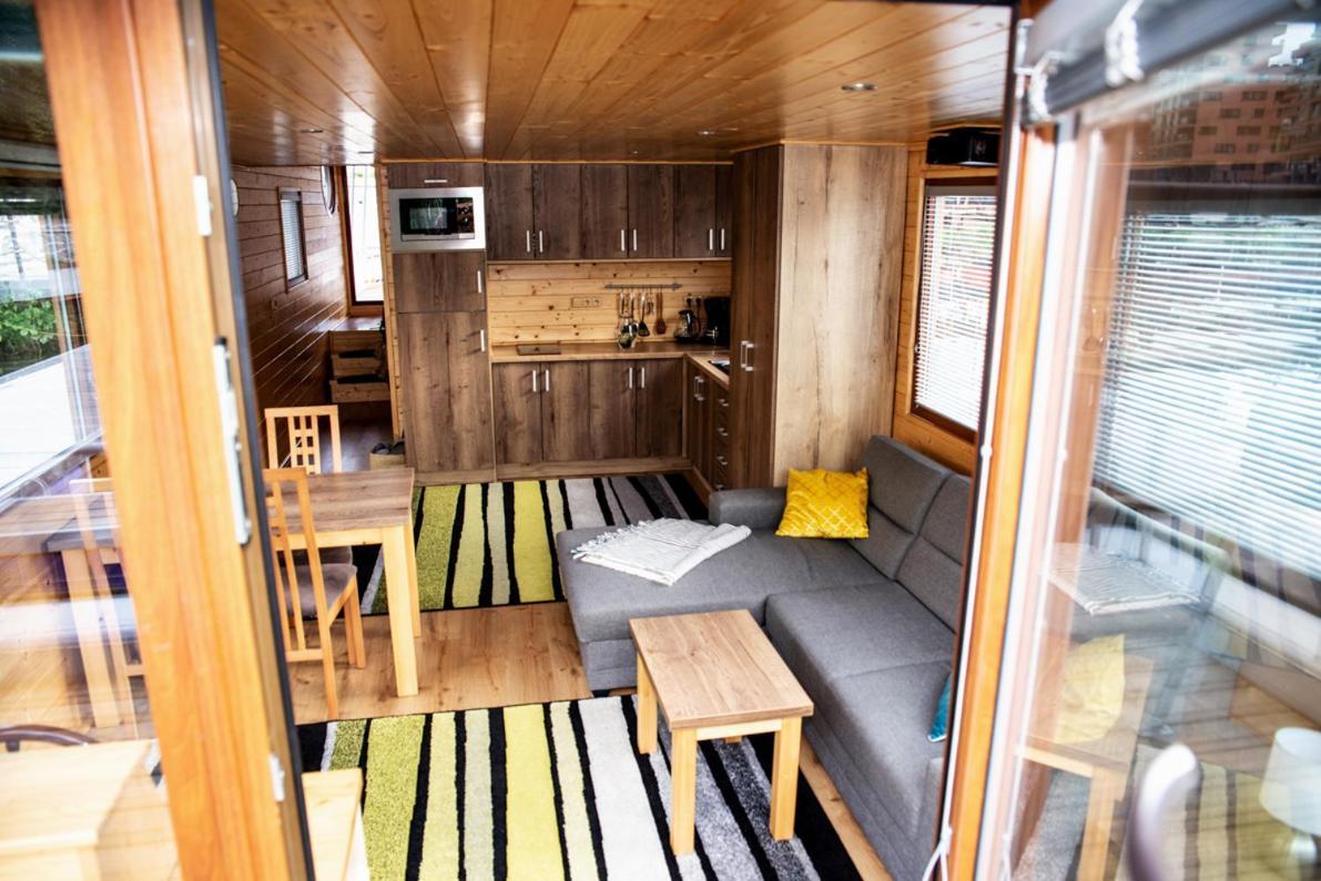 Готель Houseboat Bonanza Прага Екстер'єр фото