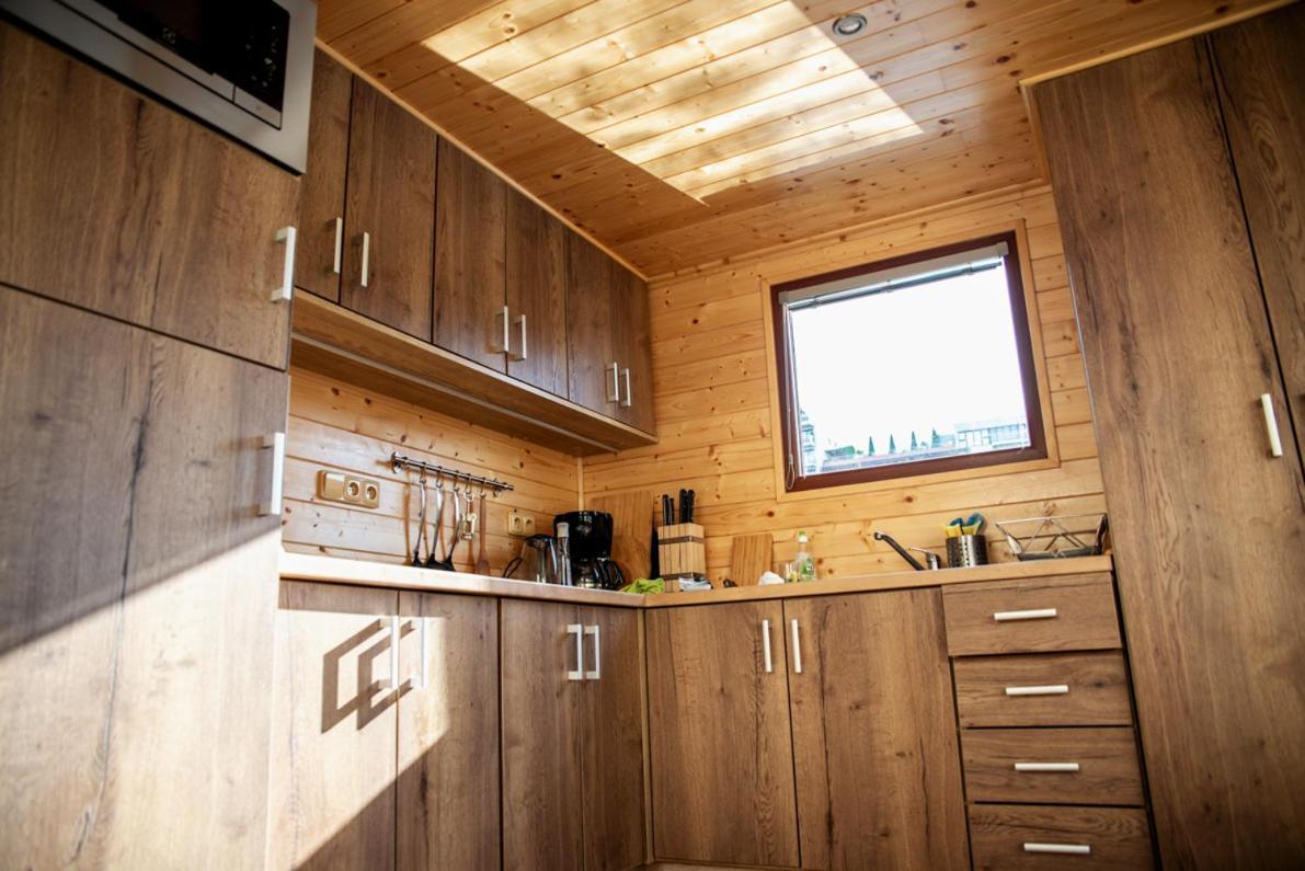 Готель Houseboat Bonanza Прага Екстер'єр фото