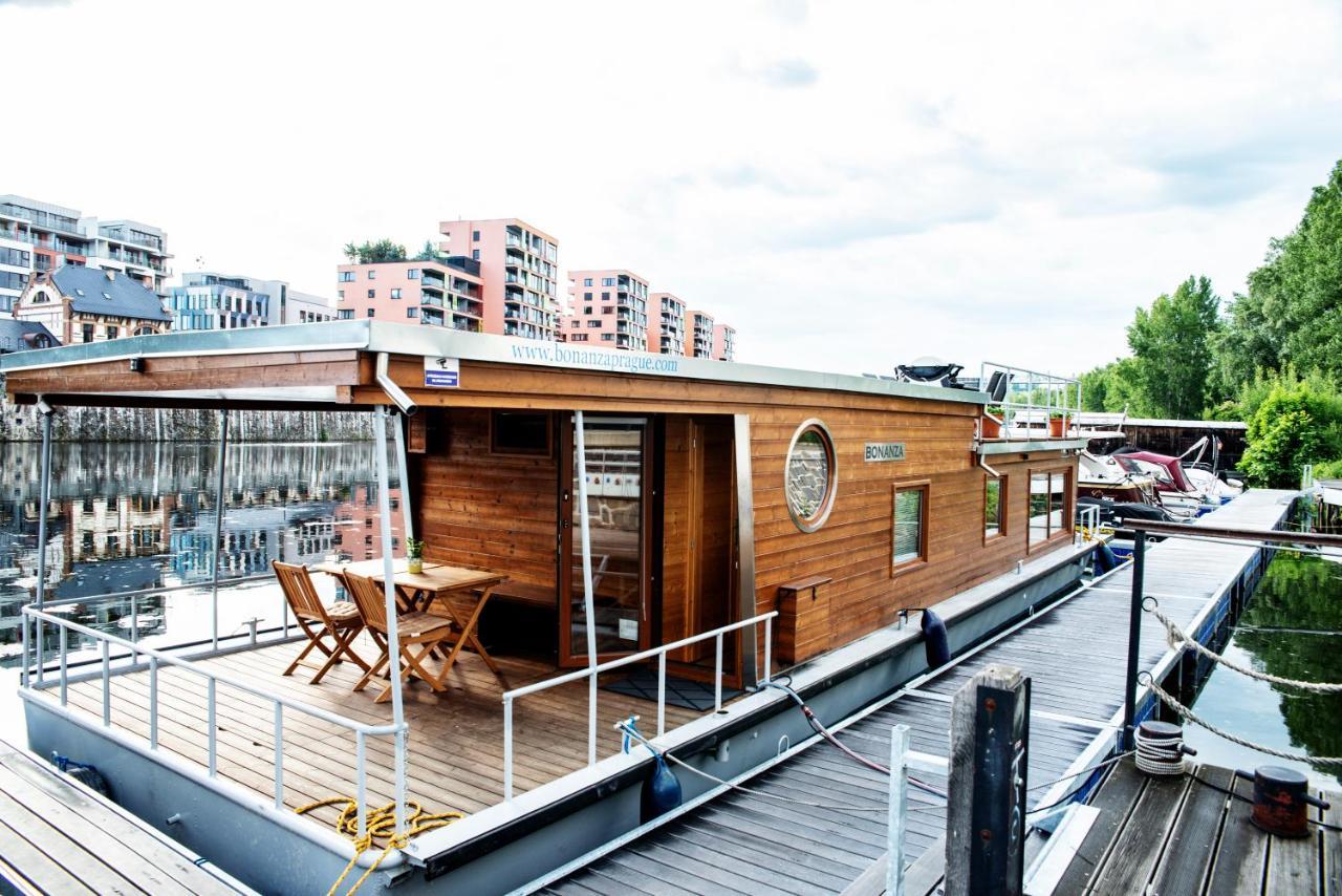 Готель Houseboat Bonanza Прага Екстер'єр фото